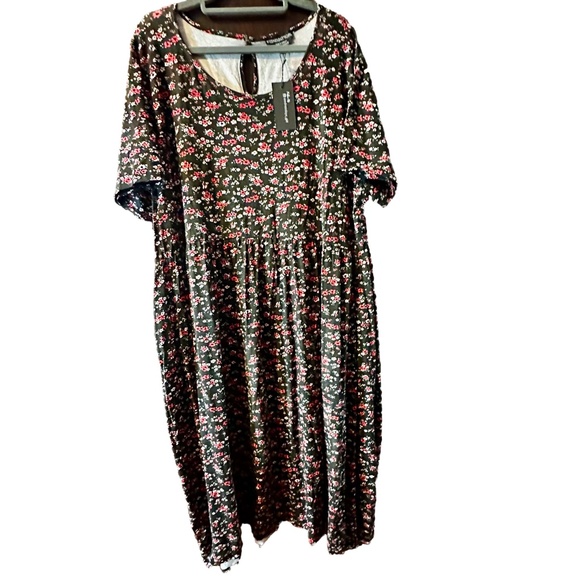 NWT Plus Size 26 Floral Spring Dress Knee Length - Picture 2 of 7